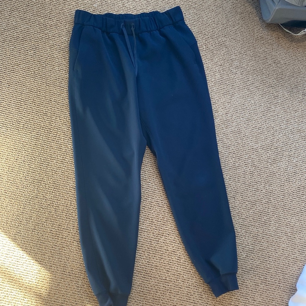 Lululemon joggers